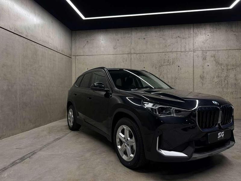 Usado BMW X1 Comfort Edition 136 CV (100 kW) 2024 Negro SUV