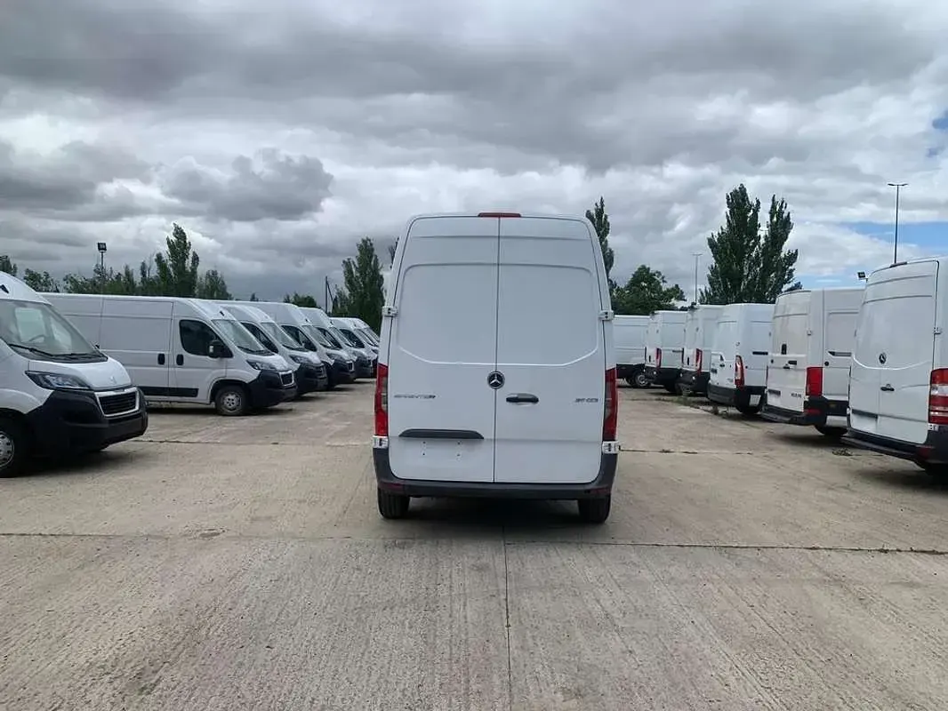 Usado Mercedes Sprinter 113 CV (83 kW) 2020 Blanco Van