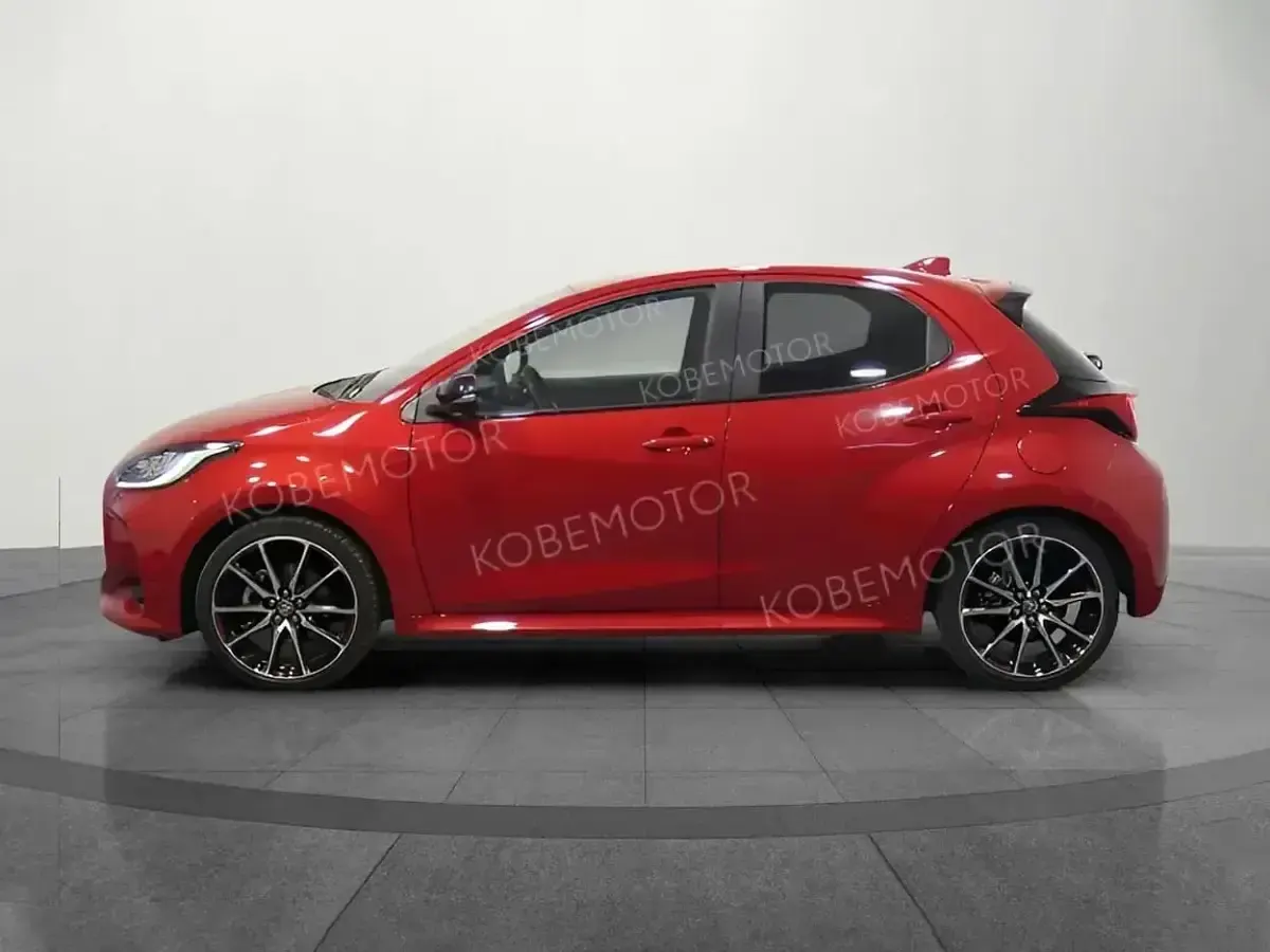 Uusi Toyota Yaris Hybrid Sport 130 HP (95 kW) 2025 Punainen