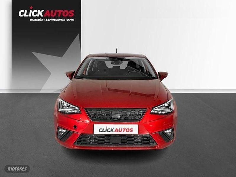 Usado Seat Ibiza Style 110 CV (80 kW) 2023 Rojo Berlina