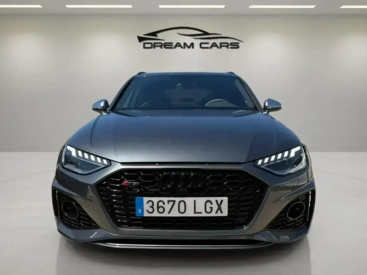 Usado Audi RS4 450 CV (330 kW) 2020 Gris Familiar