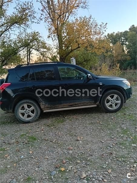 Usado Toyota RAV4 Premium 177 CV (130 kW) 2006 Negro SUV