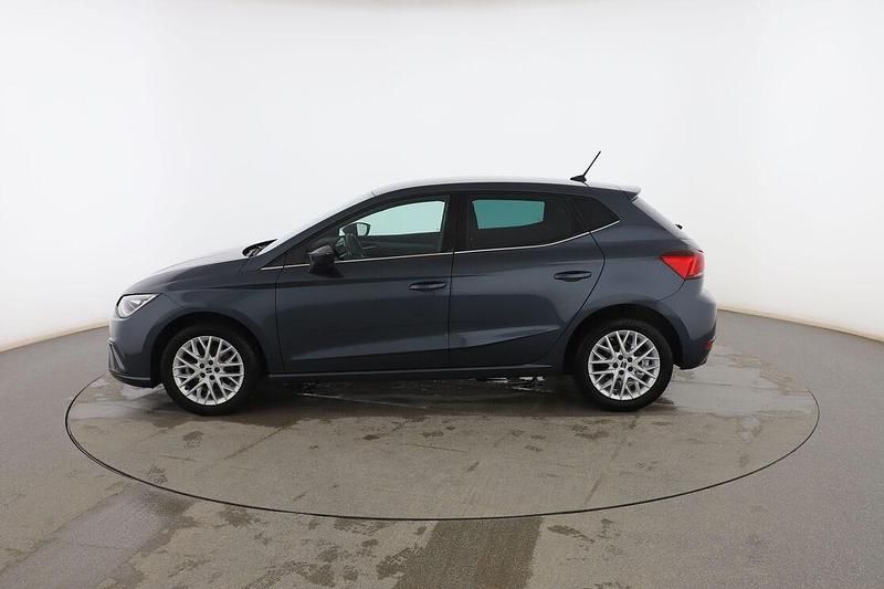 Usado Seat Ibiza 116 CV (85 kW) 2025 Gris Utilitario