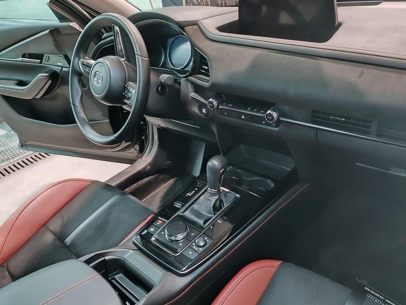 Usado Mazda CX-30 Nagisa 140 CV (102 kW) 2025 Gris SUV