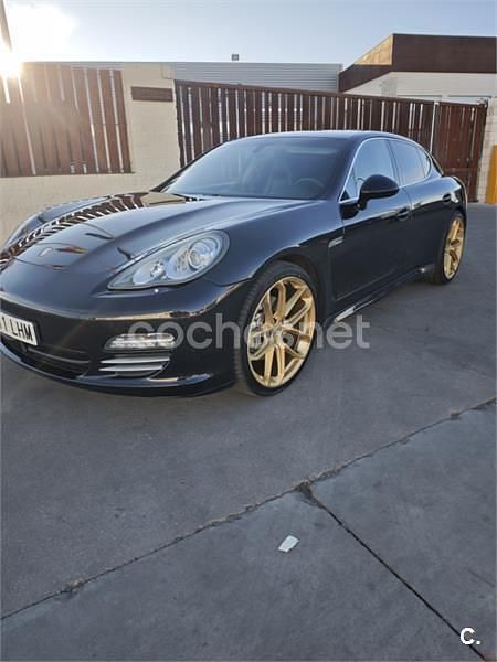 Usado Porsche Panamera 400 CV (294 kW) 2012 Negro Berlina