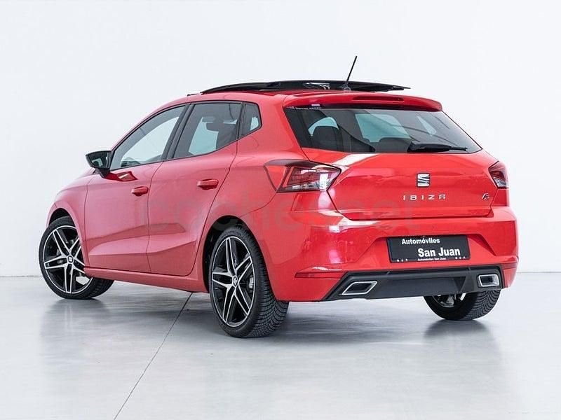 Usado Seat Ibiza FR 110 CV (80 kW) 2021 Rojo Utilitario