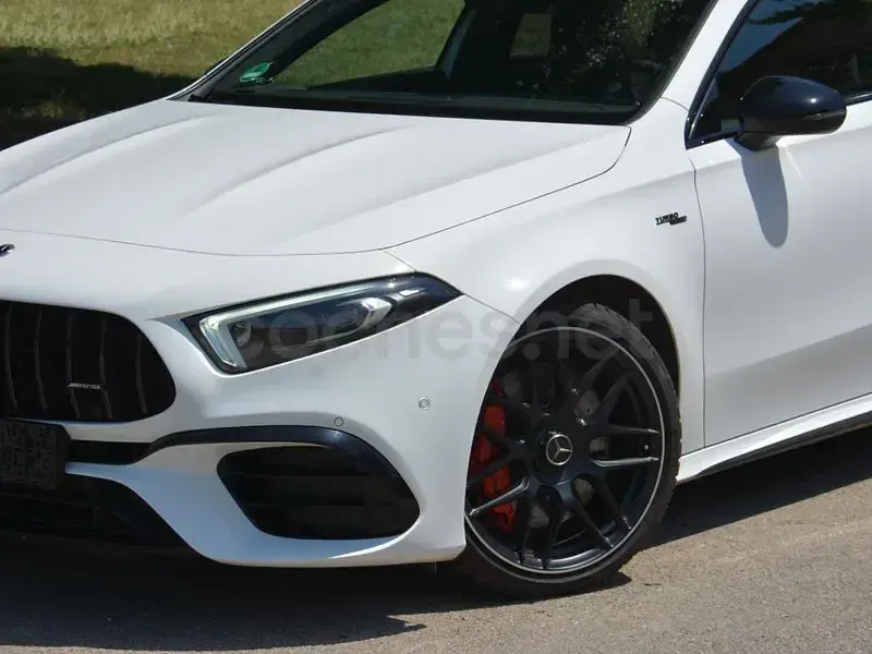 Usado Mercedes A45 AMG 421 CV (309 kW) 2021 Blanco Utilitario