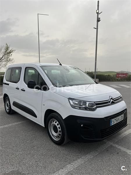 Usado Citroën Berlingo Live 102 CV (75 kW) 2020 Blanco Monovolumen