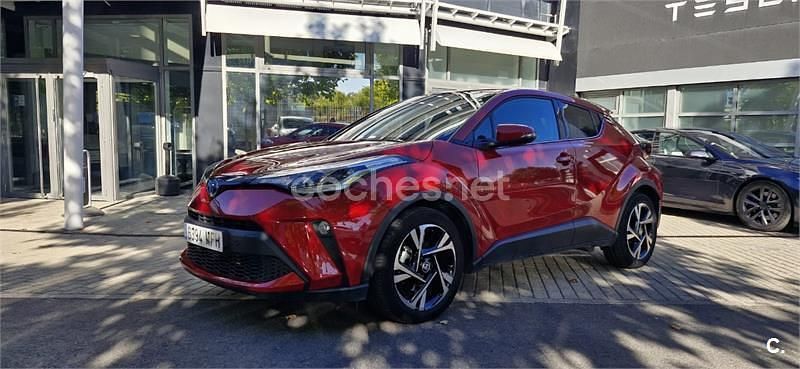 Rojo Usado 2023 Toyota C-HR Advance SUV | 24.900 € (Buen precio) - Imagen 1/4
