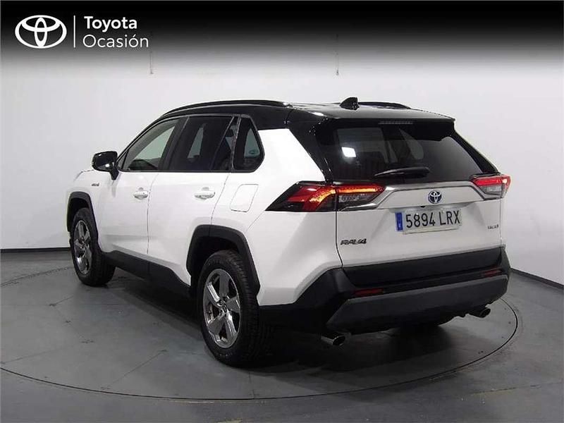 Usado Toyota RAV4 Hybrid Advance 218 CV (160 kW) 2021 SUV