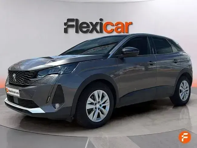 Usado Peugeot 3008 Active 130 CV (95 kW) 2022 Gris SUV