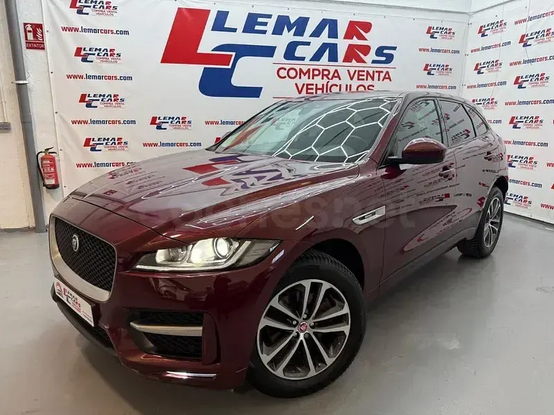 Usado Jaguar F-Pace R-Sport 300 CV (220 kW) 2017 Granate SUV