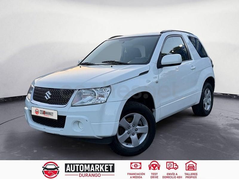 Usado Suzuki Grand Vitara City 129 CV (94 kW) 2011 Blanco SUV