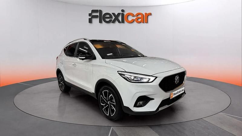 Usado MG ZS Luxury 111 CV (81 kW) 2024 Blanco SUV