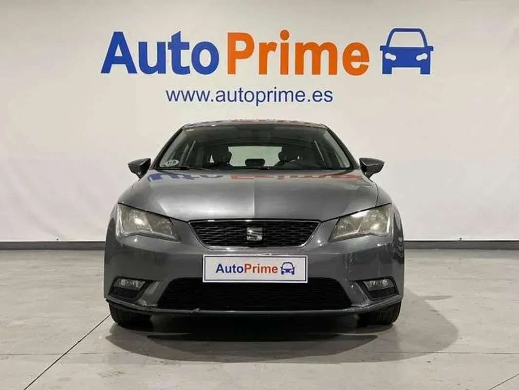 Usado Seat Leon Style 105 CV (77 kW) 2013 Azul Utilitario