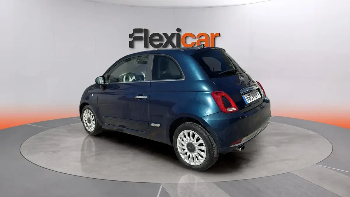 Usado Fiat 500 Dolcevita 71 CV (52 kW) 2021 Azul Berlina