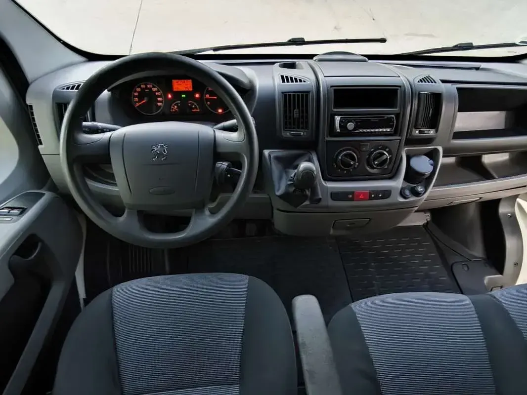Usado Citroën Jumper 110 CV (80 kW) 2013 Blanco Monovolumen
