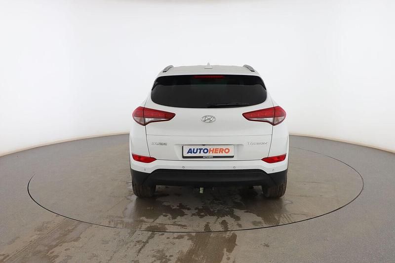 Usado Hyundai Tucson GO! 116 CV (85 kW) 2019 Blanco SUV