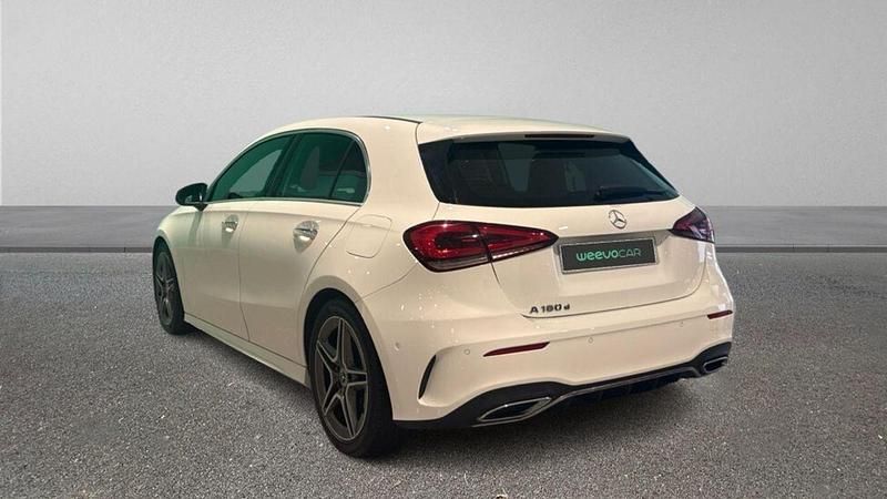 Usado Mercedes A180 116 CV (85 kW) 2019 Blanco