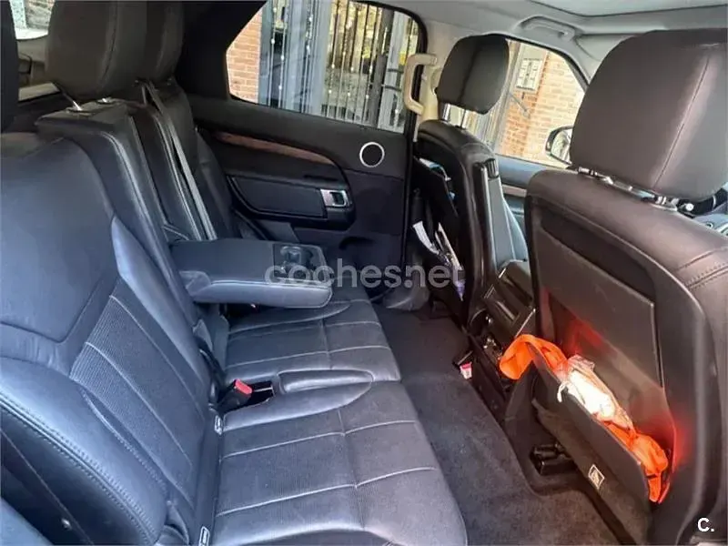 Usado Land Rover Discovery First Edition 258 CV (189 kW) 2017 Negro SUV
