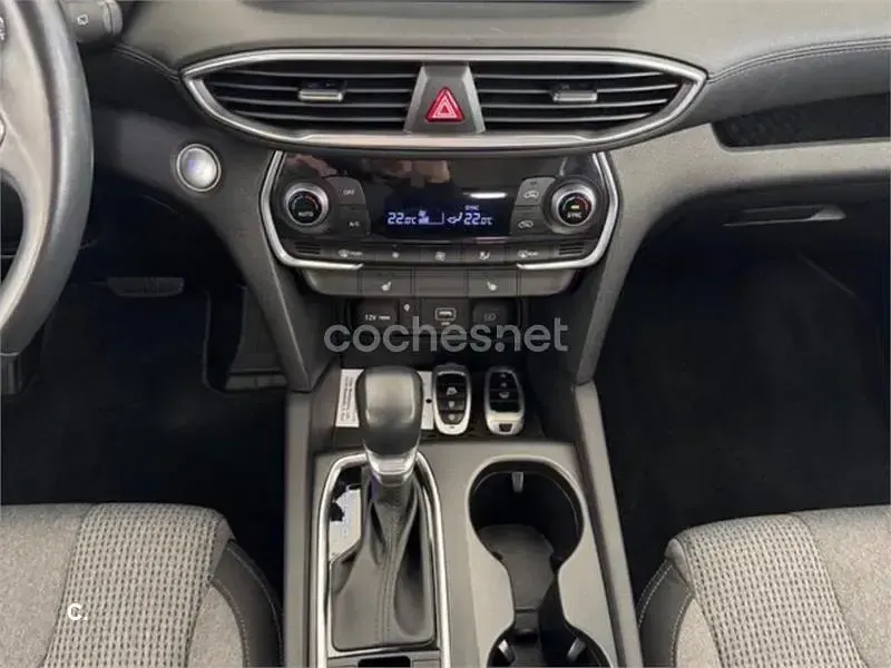 Usado Hyundai Santa Fe 202 CV (148 kW) 2022 Beige SUV