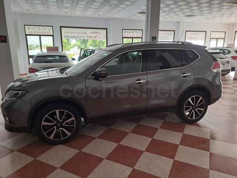 Usado Nissan X-Trail N-Connecta 130 CV (95 kW) 2016 Gris / plata SUV