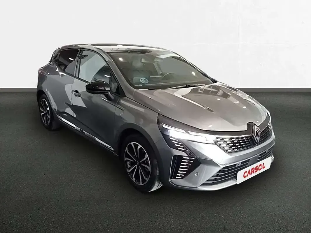 Usado Renault Clio Techno 99 CV (72 kW) 2025 Gris Utilitario