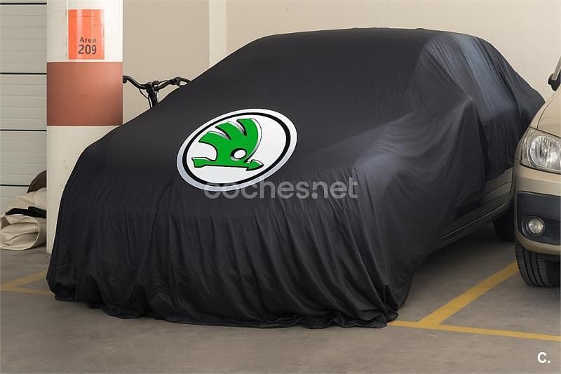 Gris / plata Usado 2020 Skoda Octavia Berlina | 16.900 € (Super precio) - Imagen 1/4