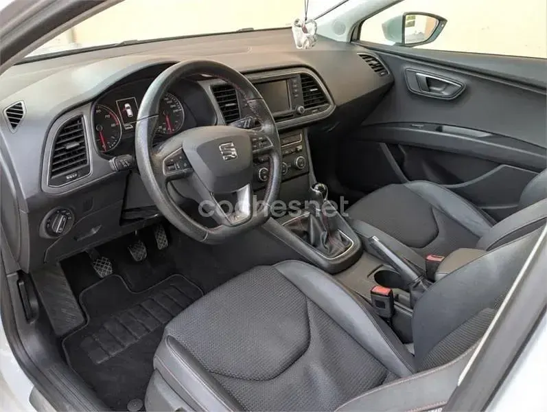 Usado Seat Leon SC FR 150 CV (110 kW) 2013 Blanco Utilitario