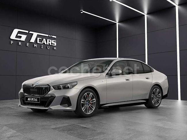 Gris Usado 2024 BMW i5 Berlina | 51.900 € (Precio justo) - Imagen 1/4