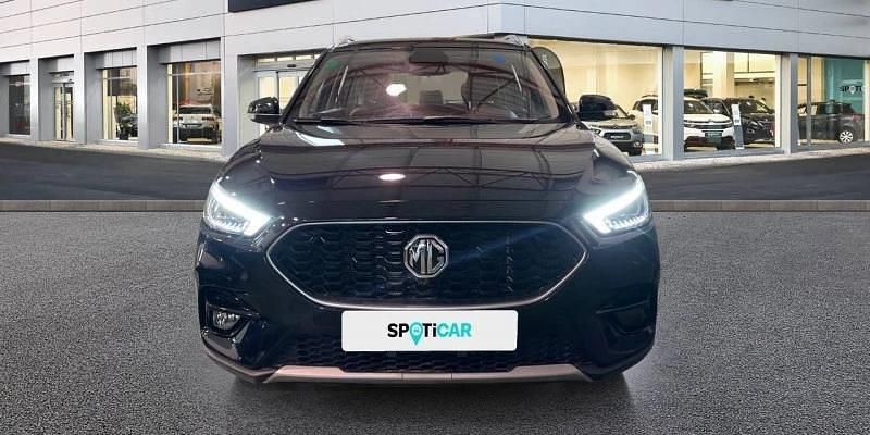 Usado MG ZS Luxury 106 CV (77 kW) 2023 Negro Berlina