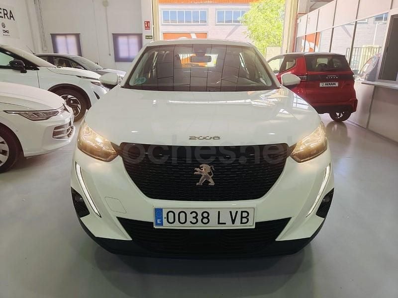 Usado Peugeot 2008 Active 110 CV (80 kW) 2021 Blanco SUV