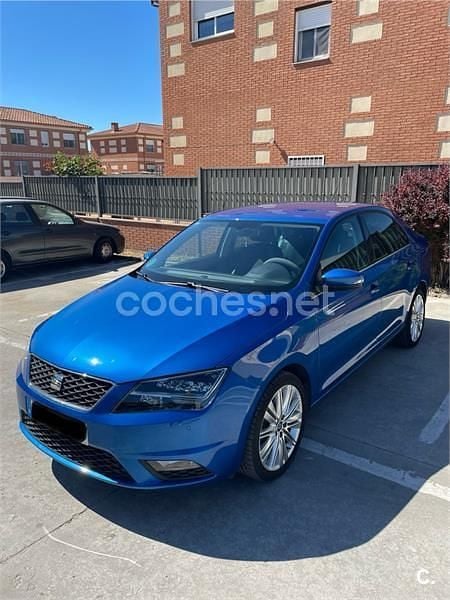 Usado Seat Toledo XCELLENCE 110 CV (80 kW) 2018 Azul Utilitario