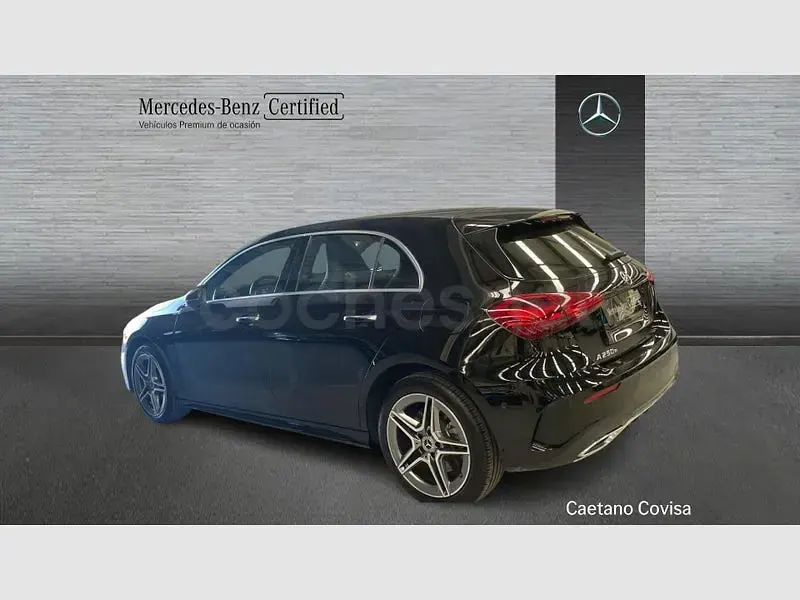 Usado Mercedes A250 218 CV (160 kW) 2024 Negro Berlina