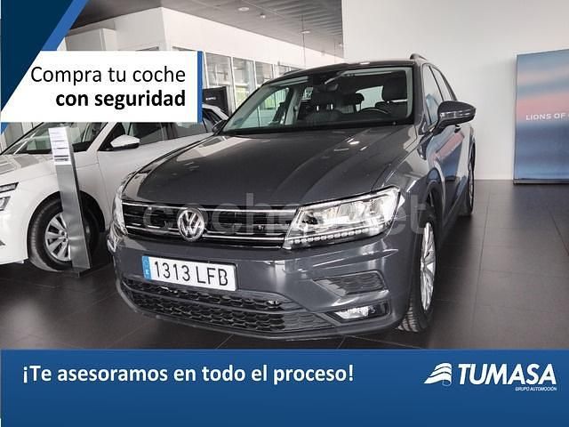 Usado VW Tiguan Edition 130 CV (95 kW) 2020 Gris / plata SUV