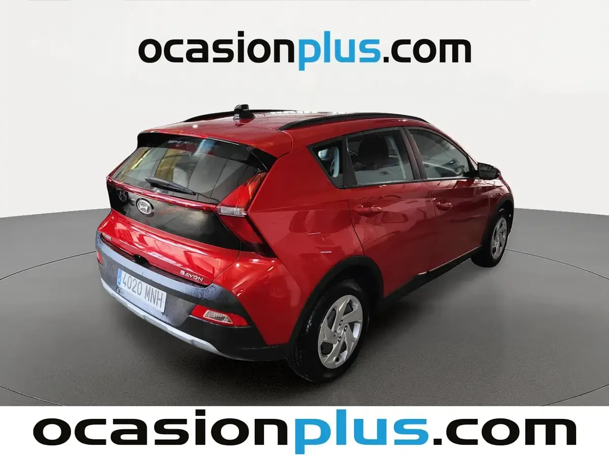 Usado Hyundai Bayon 84 CV (61 kW) 2024 Rojo SUV