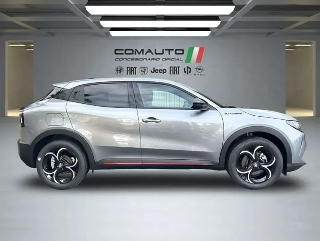 Nuevo Alfa Romeo GT Junior Edizione Speciale 145 CV (106 kW) 2026 Gris SUV