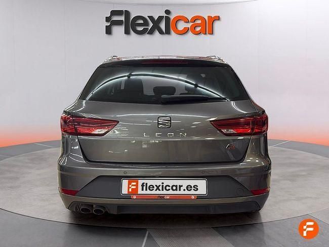 Usado Seat Leon FR 150 CV (110 kW) 2017 Gris