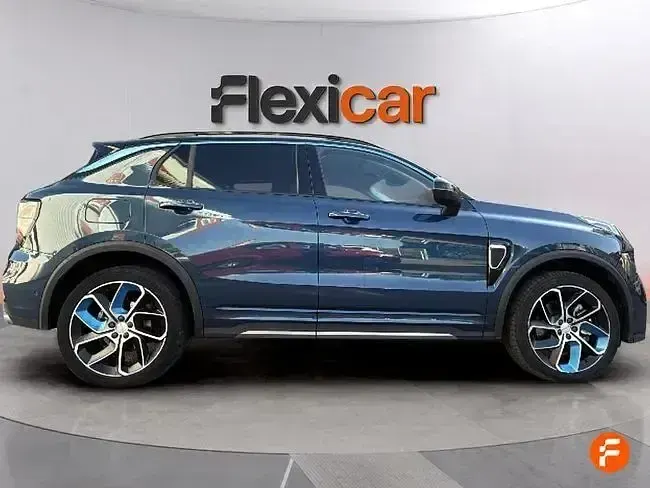 Usado Lynk & Co 01 261 CV (191 kW) 2023 Azul SUV
