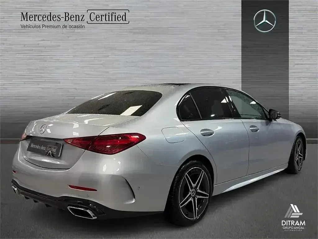 Używany Mercedes C220 AMG line 200 KM (147 kW) 2025 Szary Sedan/Limuzyna