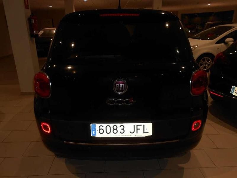 Usado Fiat 500L Trekking 84 CV (61 kW) 2015 Negro Monovolumen