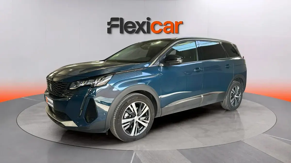 Usado Peugeot 5008 Allure 131 CV (96 kW) 2022 Azul SUV