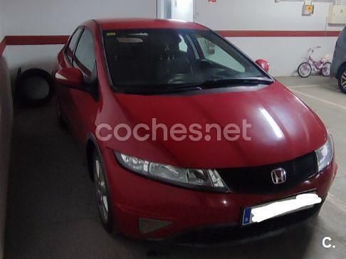 Usado Honda Civic Executive 140 CV (102 kW) 2009 Rojo Berlina
