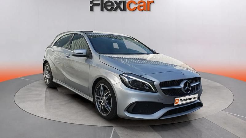 Begagnad Mercedes A200 136 HK (100 kW) 2017 Grå Halvkombi