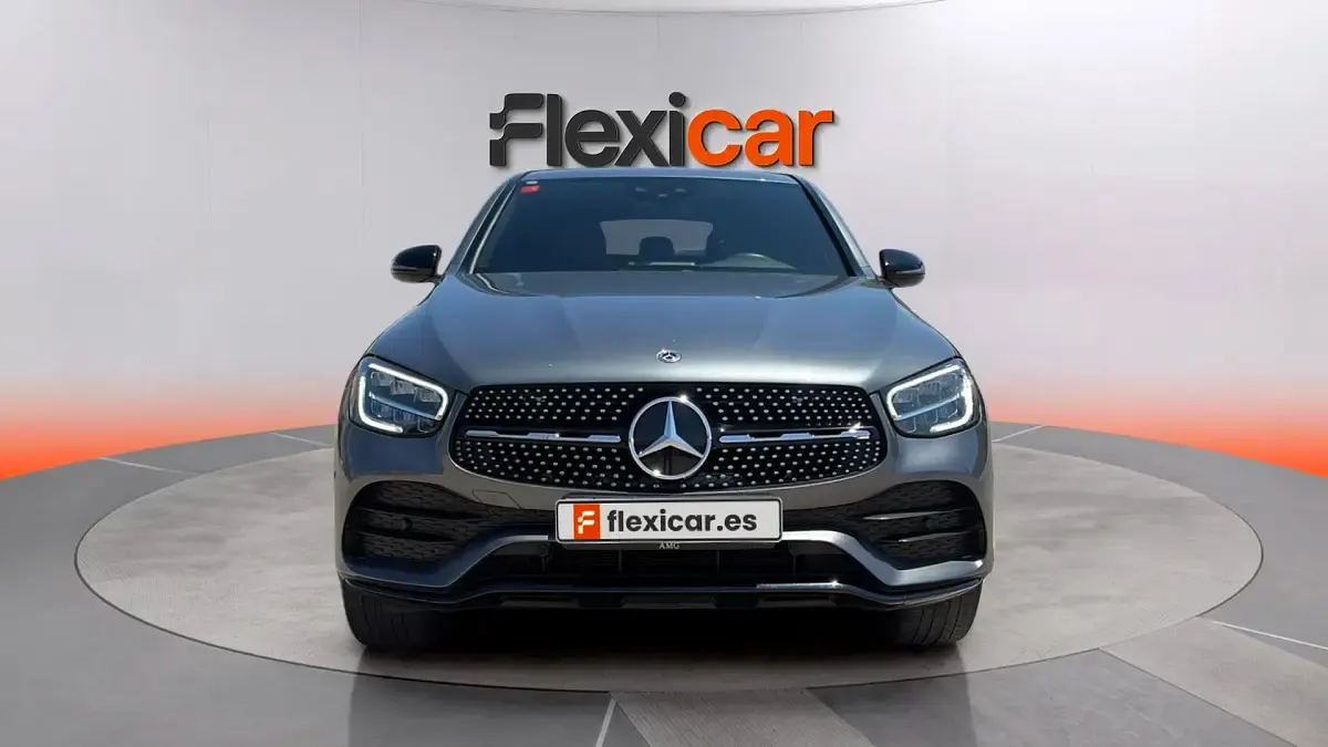 Usado Mercedes GLC300e 320 CV (235 kW) 2022 Gris SUV