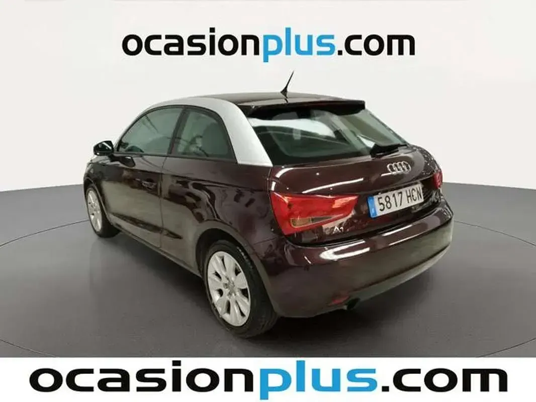 Usado Audi A1 Ambition 105 CV (77 kW) 2011 Rojo Utilitario
