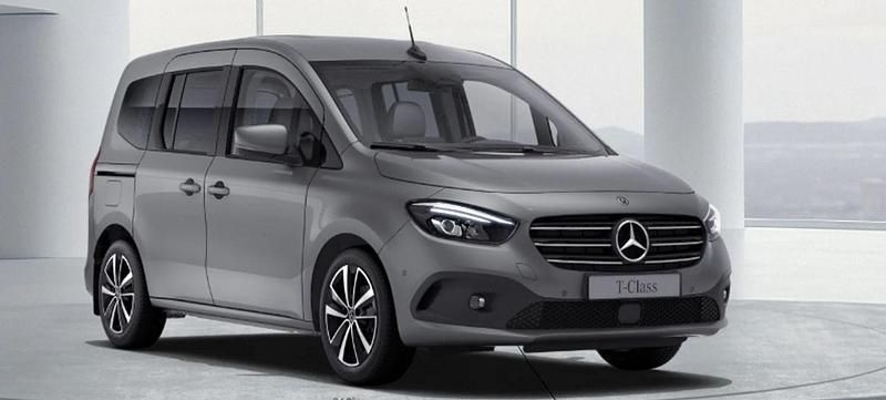 Nuevo Mercedes T180 115 CV (84 kW) 2025 Gris Monovolumen