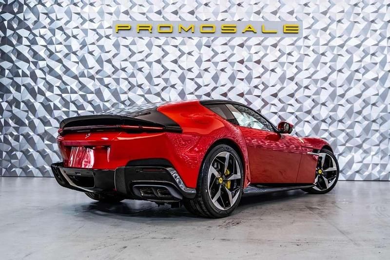 Nuevo Ferrari 12 Cilindri 829 CV (609 kW) 2025 Rojo Coupe