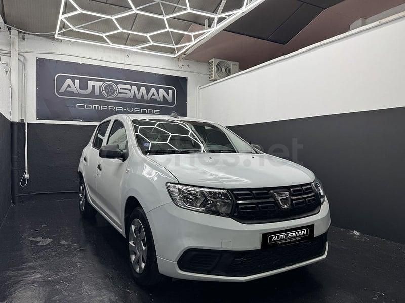 Usado Dacia Sandero Essentiel 75 HP (55 kW) 2019 Branco Sedan
