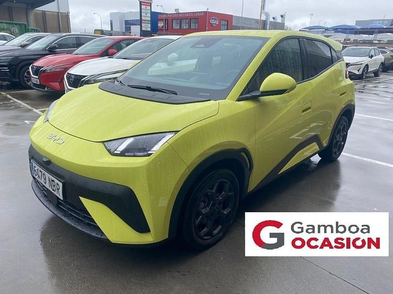 Usado BYD Dolphin Surf Comfort 114 kW (156 CV) 2025 Amarillo Utilitario